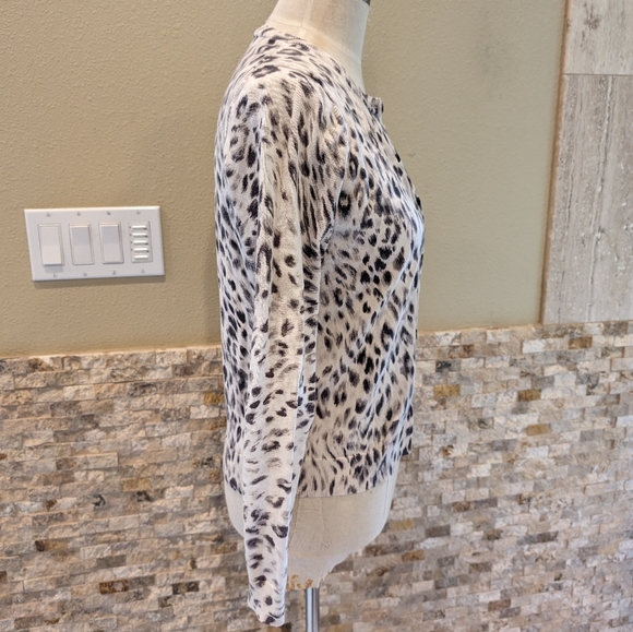 Ann Taylor cardigan size M - Picture 3 of 6